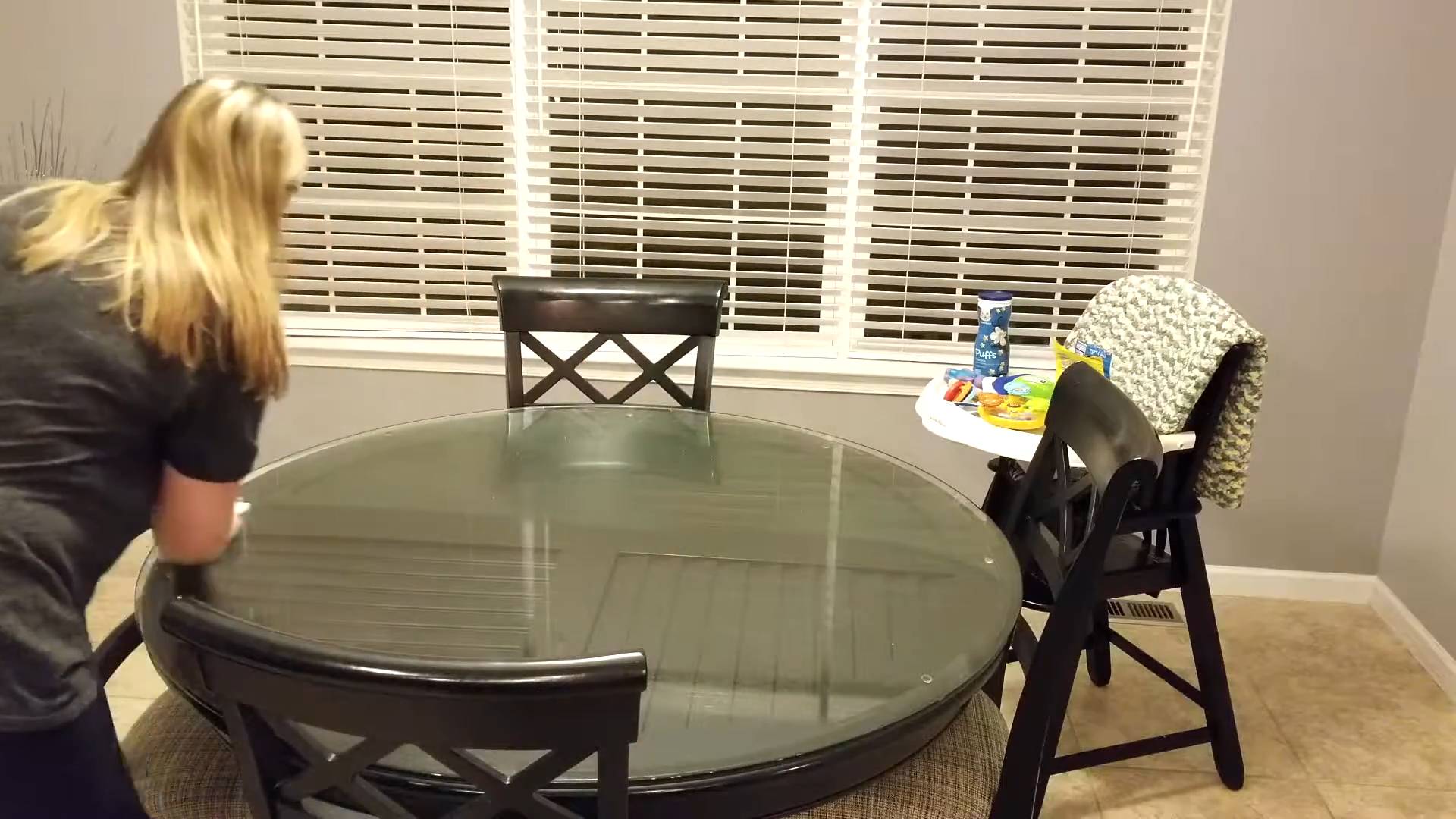 Busy mom cleaning schedule